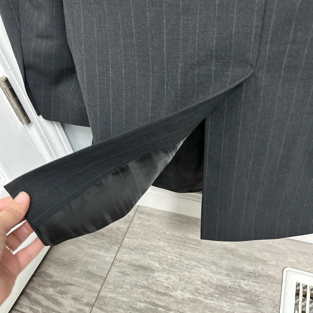 Vintage Brooks Brothers Brooksease Charcoal Gray Pinstripe Wool Blazer 46R